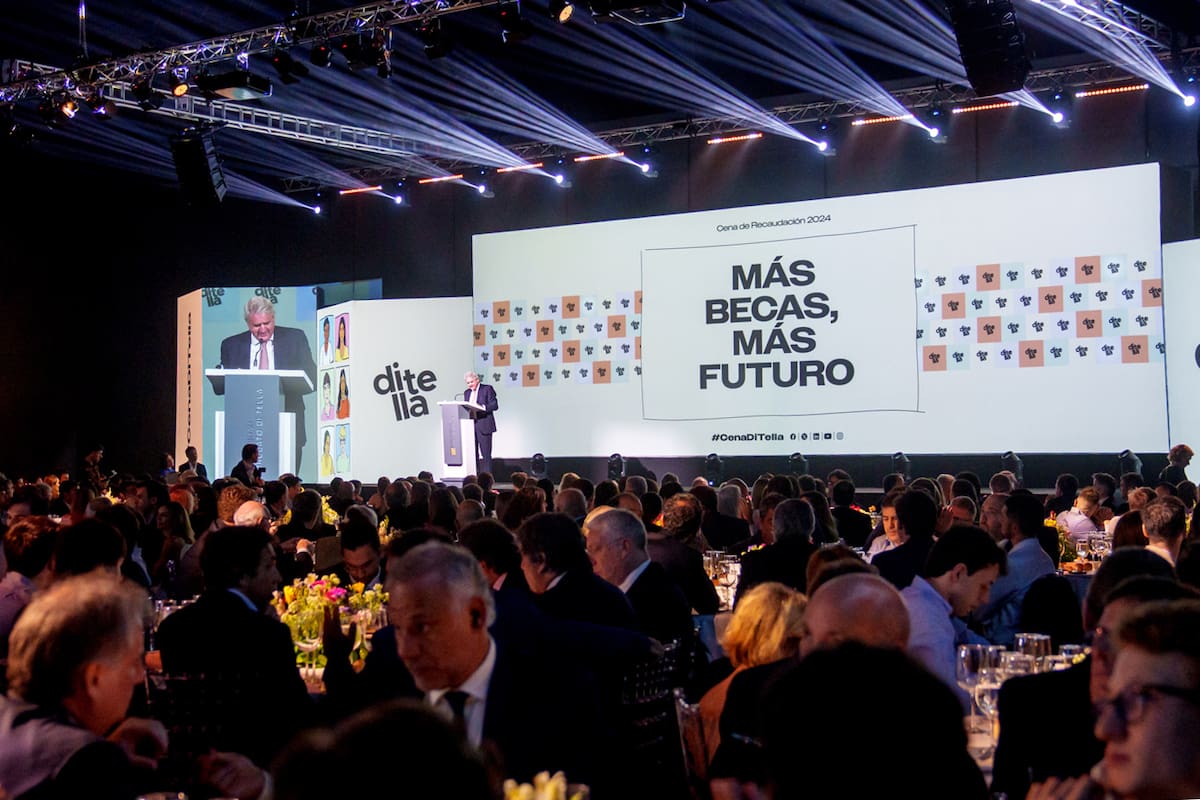 Juan José Cruces -rector de la UTDT- en la última cena de recaudación de la casa de estudios