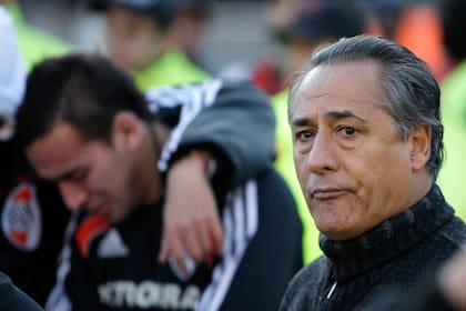 Juan José López, un símbolo como jugador, y el técnico que no pudo evitar el colapso de River