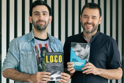 Juan Luis González y Diego Genoud, autores de las biografías de los dos hombres que se medirán en el balotaje