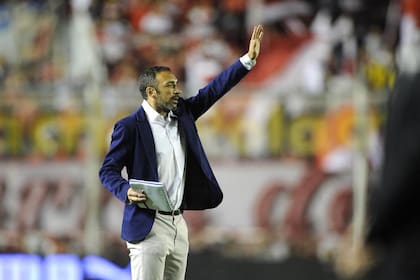 Juan Manuel Azconzábal es el DT de Deportes Antofagasta de Chile; si logra desvincularse, será el próximo entrenador de Unión de Santa Fe