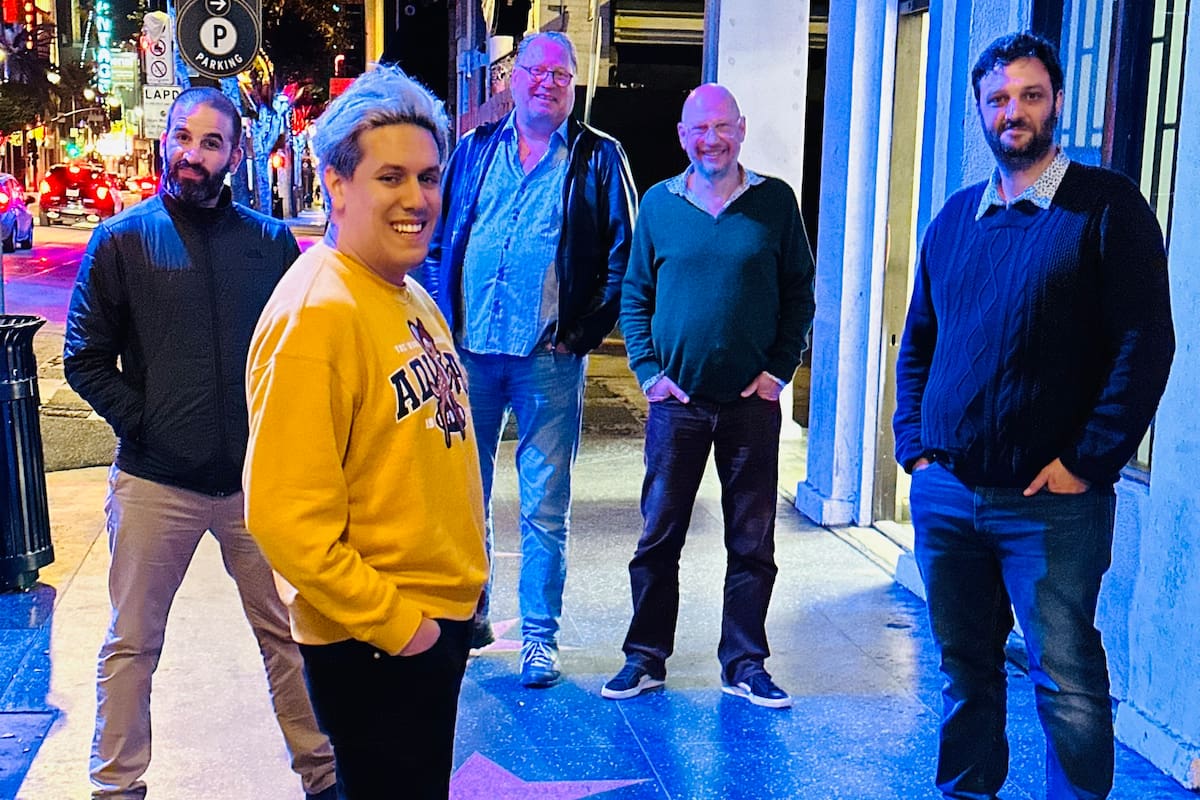 Juan Manuel Giráldez, Luciano Banchero, Patrick Svensk, Staffan Rosell y Diego Dell'Agostino, socios en la producción de podcasts de habla hispana