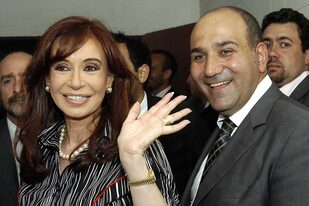 Cristina Kirchner y Juan Manzur. Foto de archivo,