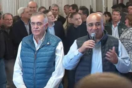 Juan Manzur, en la victoria de Osvaldo Jaldo, estuvo rodeado de mandatarios peronistas.