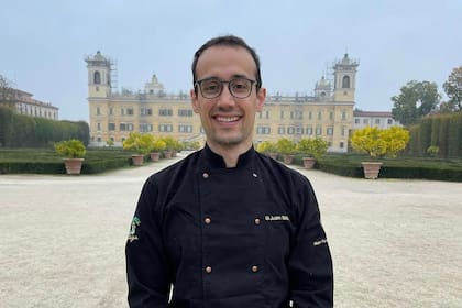 Juan Mar, de confitería Artiaga, en Milán, donde competirá en la final del mundial de panettone