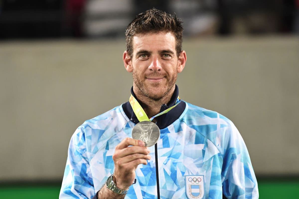 Juan Martín Del Potro y la medalla obtenida en Río 2016.