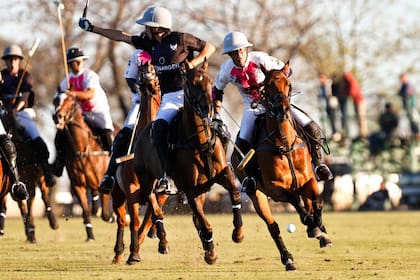 Juan Martín Nero se adelanta a Jerónimo del Carril, como UAE se adelantó a La Ensenada en su estreno en el Abierto de Hurlingham y a La Irenita-La Hache en la carrera por ser el retador de La Natividad-La Dolfina en la Triple Corona.