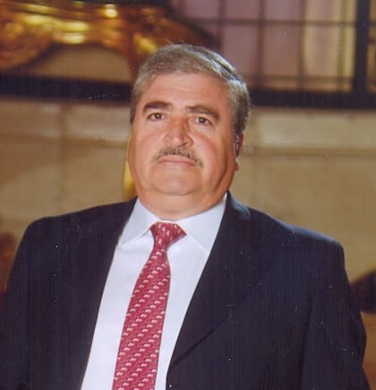 Juan Miguel Georgalos, conocido como Iani, por su nombre en griego, fue hijo y sucesor de Miguel. Estuvo al mando de la empresa hasta 2016, año en el que falleció. Tenía 63 años.