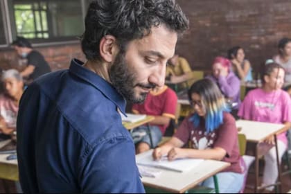 Juan Minujín protagonizó la película El suplente
