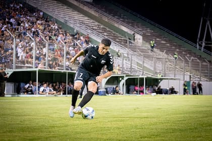 Juan Pablo Cabaña, exdelantero de Boca que tenía una cláusula de 10.000.000 de dólares y se fue libre, peleada con el Consejo de Riquelme