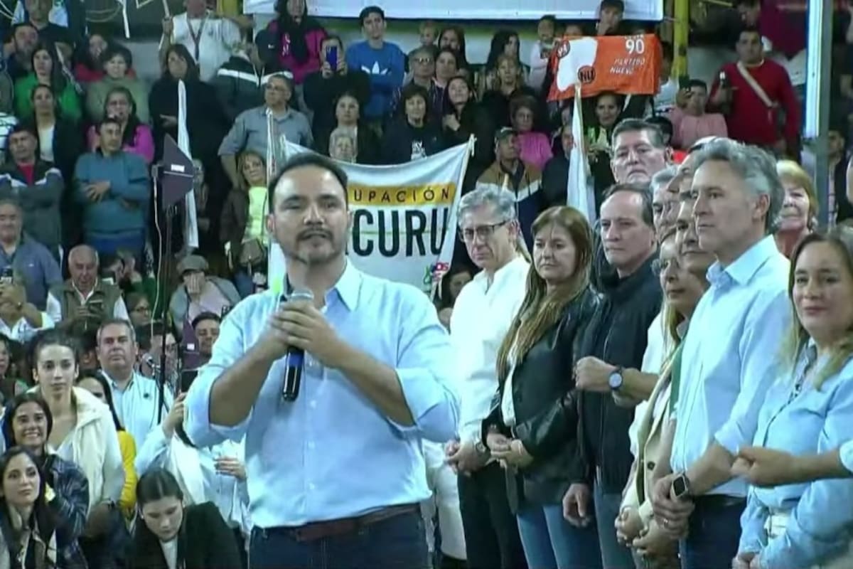 Juan Pablo, hermano del gobernador de Gustavo Valdés, aceptó su candidatura a gobernador de Corrientes en un acto al que asistieron los tres senadores nacionales y una funcionaria de Milei que se alió al oficialismo provincial