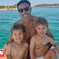Las fotos de sus fabulosas vacaciones en Grecia junto a su mujer, Diana Arnopoulos, y sus dos hijos