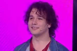 Juan participó de Ahora Caigo y sorprendió a Darío Barassi al revelar quién es su padre (Foto: Captura de TV / eltrece)
