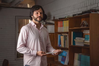 Juan Rivera recibió el Premio Estímulo 2024