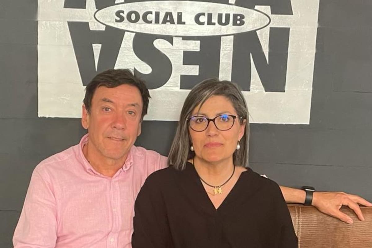 Juan, rosarino, y María, española, abrieron el primer local exclusivamente de milanesas de Madrid.
