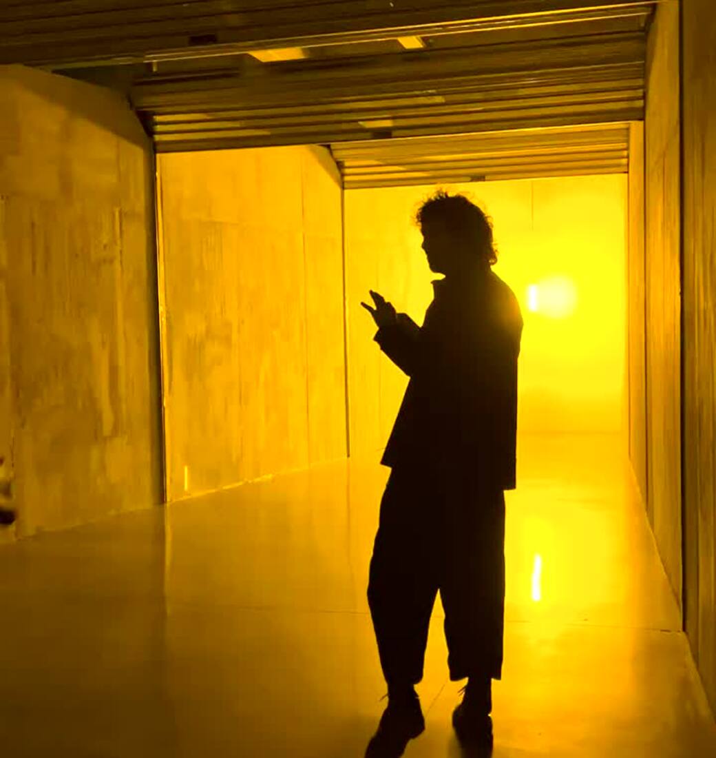 Juan Sorrentino, una “rara avis” del arte contemporáneo que ahora también maneja el sol