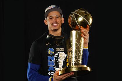 Juan Toscano es el primer mexicano en ser campeón de la NBA