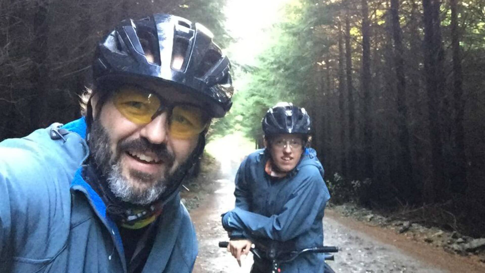 Juan y Santi en una de sus odiseas disfrutando juntos de esta actividad