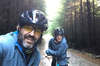 La inspiradora historia de un padre y un hijo con discapacidad que recorrieron juntos más de 16 mil kilómetros y van por más