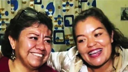 Juana creció creyendo que la habían abandonado en Chapultepec y que sus padres adoptivos la recogieron