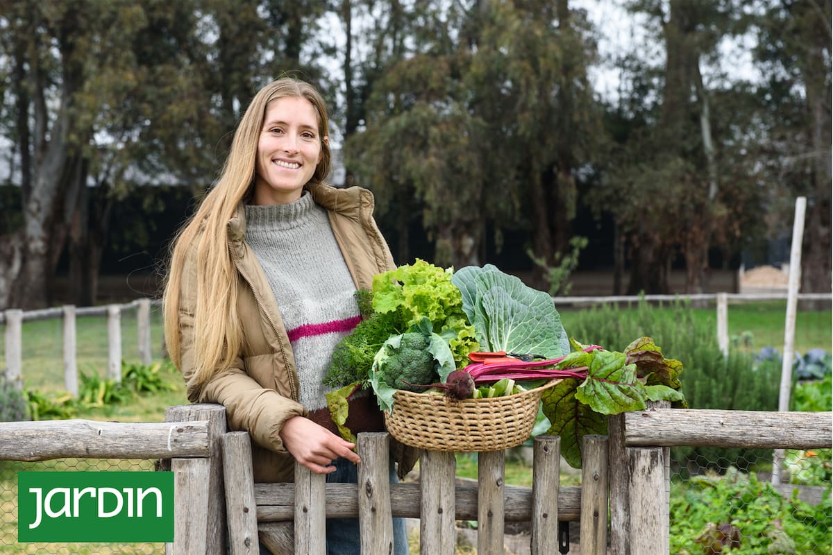 Juana Guimarey comparte con sus vecinos su pasión por la huerta