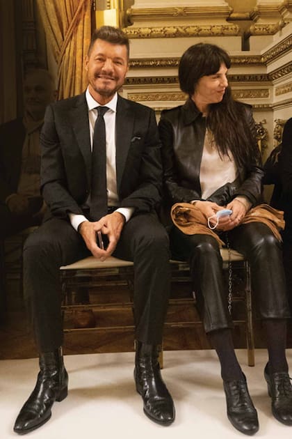 Juana Tinelli tuvo a sus padres, Marcelo y Paula Robles, en el front row.