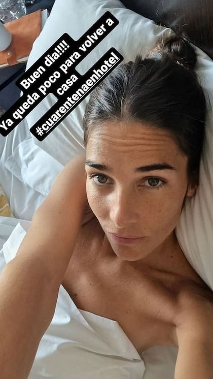 Juana Viale está aislada en un hotel cumpliendo la cuarentena obligatoria para personas que ingresan al país desde el exterior