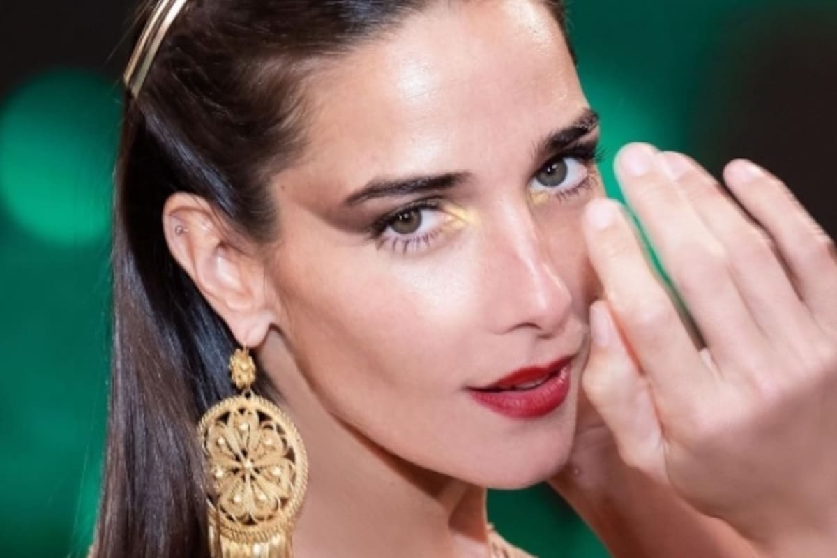 Juana Viale lució un vestido seda de crochet de Gino Bogani