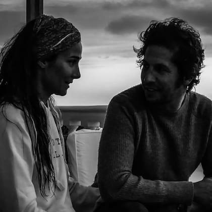 Juana Viale y Agustín Goldenhorn en una de las primeras imágenes que la conductora publicó de su actual pareja.