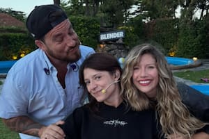 Juanita Groisman junto a Laurita Fernández y Fede Bal (Foto: Instagram/@estoesblender)