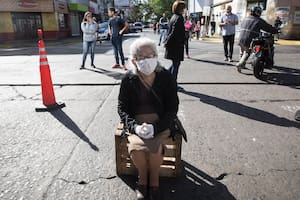 Jubilados exteriorizan su afligente situación en la calle