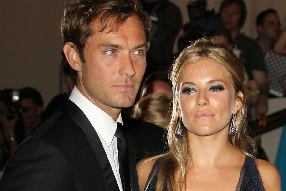 Jude Law y Sienna Miller