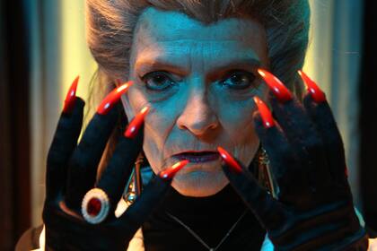 Juego de brujas, estreno del jueves 22