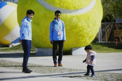 Según Erlich, "la obra se inspira en el deporte y la competencia, pero aquí no hay adversarios"