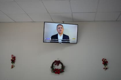 Juez en Honduras emite orden de captura contra expresidente Hernández, indultado por Trump