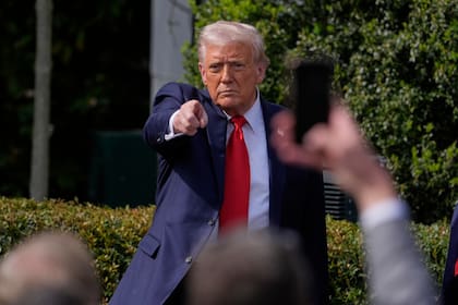 Jueza esperará para pronunciarse sobre un recurso para bloquear la orden de Trump sobre elecciones