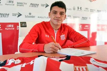 Jugador Diego Garcia de estudiantes de la Plata