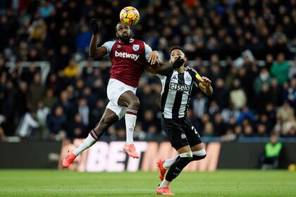 Jugadores del West Ham mostrarán apoyo a Antonio antes del partido contra Wolves