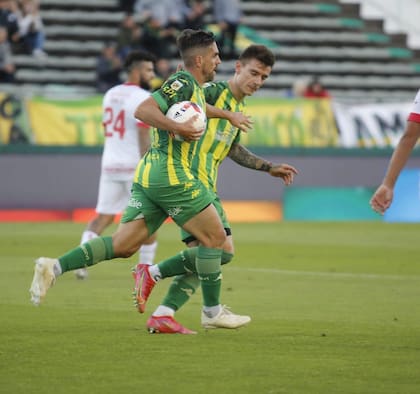 Jugando para Aldosivi, Gabriel Hauche le convirtió a Argentinos la semana pasada