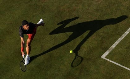 "Jugué, por lejos, el mejor partido de mi carrera sobre césped", dijo Cerúndolo tras vencer al chino Zhizhen Zhang