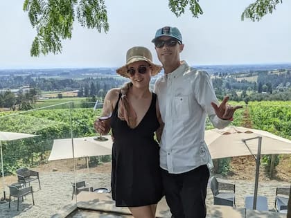 Jules Rogers y su esposo Marshall en su regreso a Oregón