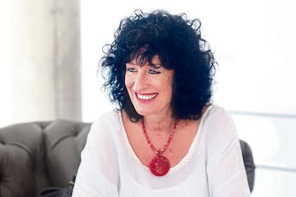 "Quiero seguir comprometiéndome más con las causas justas, defender los derechos de las mujeres, seguir insistiendo con la aceptación de la diversidad", sostiene la cantante