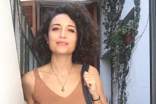 Julia Mengolini fue sobreseída en la causa que le inició Milei por injurias