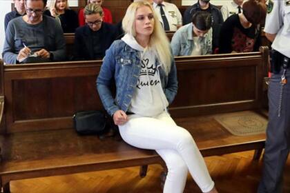 Julia Adlesic se amputó deliberadamente su extremidad izquierda, en complicidad con su novio y su padre. Ella asegura que fue un accidente, pero la Justicia determinó que todo fue planificado