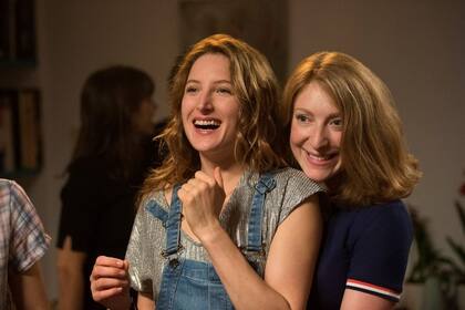 Julia Piaton y Sarah Stern