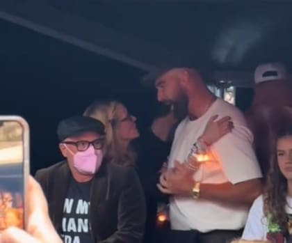 Julia Roberts se volvió viral tras un íntimo momento con Travis Kelce