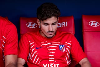 Julián Alvarez no se presentó a la práctica del Aleti, se enrarece el clima y el Barça sigue interesado