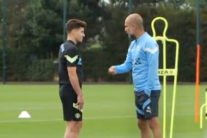 Julián Álvarez destacó el rol de Pep Guardiola en su adaptación al fútbol inglés