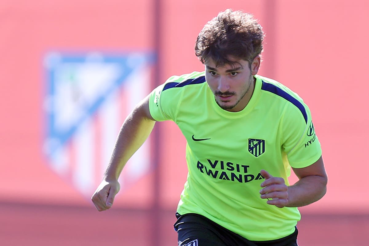 Julián Alvarez entrenando en el Atlético de Madrid; este sábado volverá al equipo