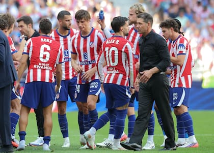 Julián Alvarez entró desde el banco en el empate ante Villarreal y fue silbado y abucheado por los hinchas