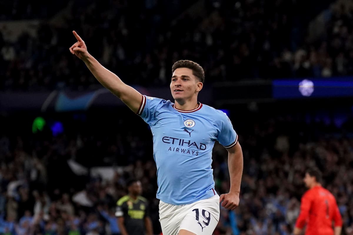 Julián Álvarez ganó la "triple corona" con Manchester City en su primera temporada en Europa, tras dejar River en 2022
